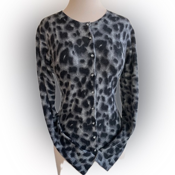 100% Cashmere Apt 9 Leopard Print Cardigan Sweater, Size M - Picture 1 of 9